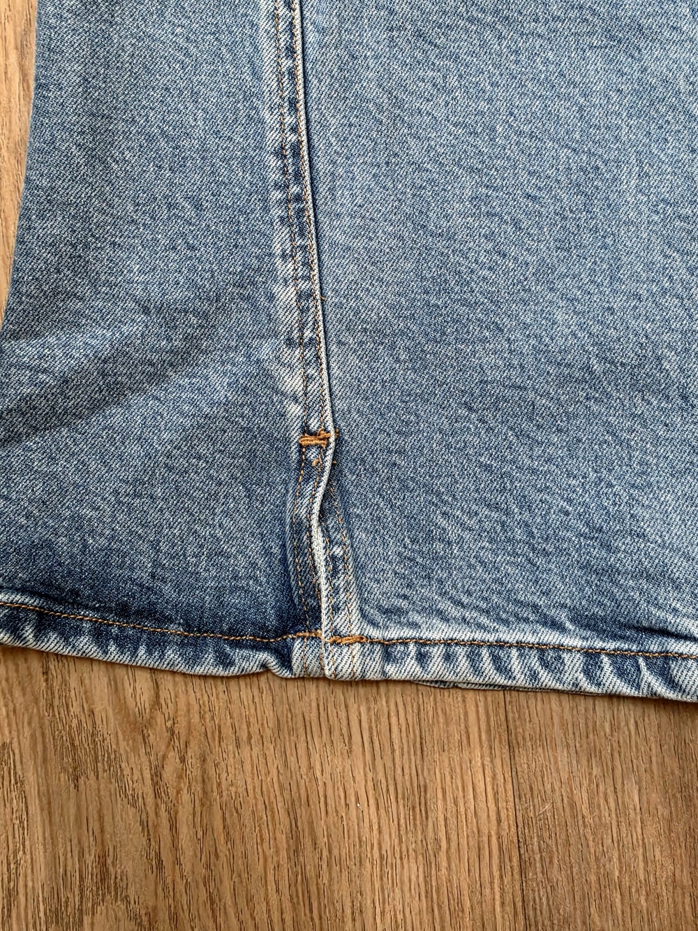 NWT Good American good curve bootcut High-Rise Light Blue Jeans - Women - Picture 6 of 6